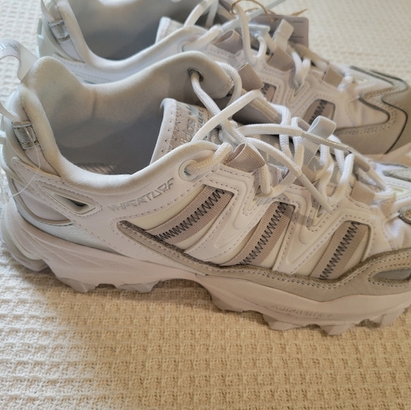 ADIDAS White and Silver Sneakers - Picture 9 of 16